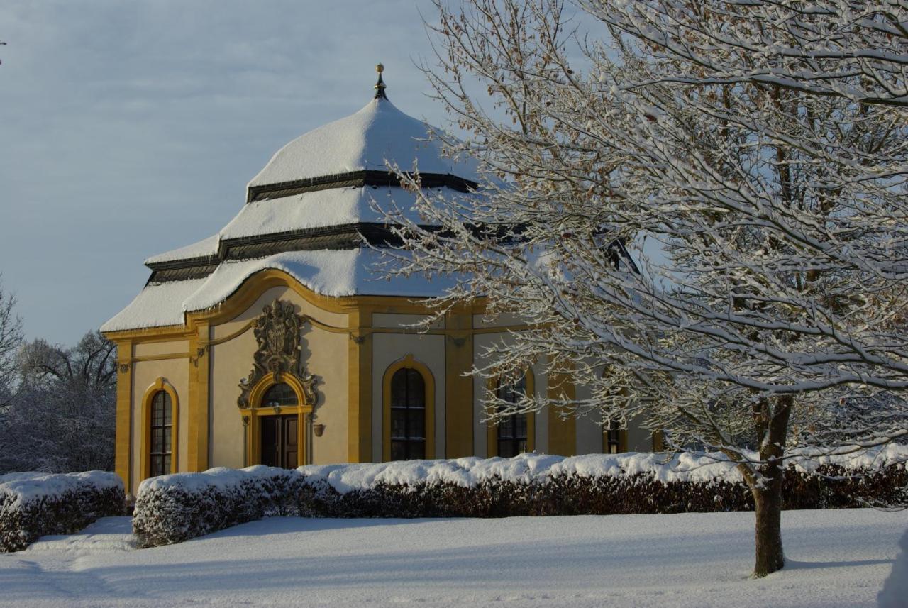 Готель Klostergasthof Muennerstadt Екстер'єр фото